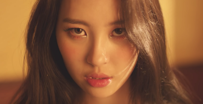 Song Review: Sunmi – Gashina | The Bias List // K-Pop Reviews & Discussion
